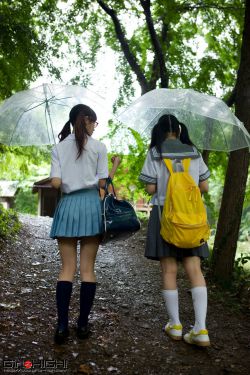 张筱雨水上阁楼